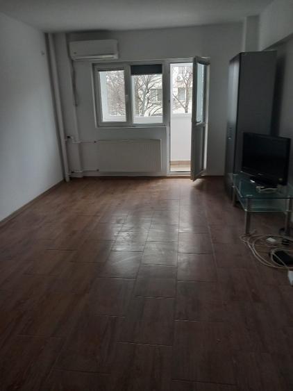 Inchiriere de apartament. Apartamentul este liber si poate fi ocupat imediat - 8