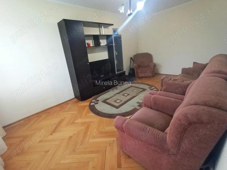 3 camere decomandate cu centrala proprie 3 camere decomandate cu centrala proprie