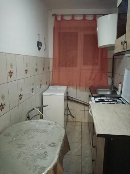 Inchiriez apartament 2 camere zona generala 14 - 1