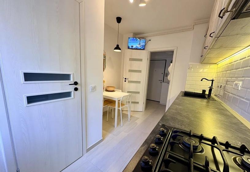 Alexandru Obregia - 3 camere , renovat , mobilat , utilat - 7