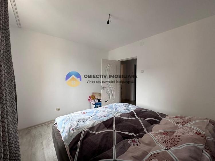 Apartament de inchiriat – 4 camere/ zona Scoala Nr.2 - 9