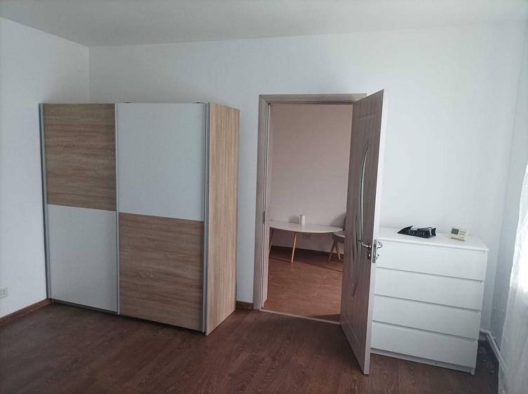 Inchiriere Casa curte Banu Manta , Titulescu - 1