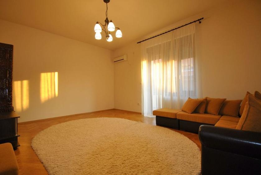 Apartament spatios, in zona Medicinei, la 550 euro - 2