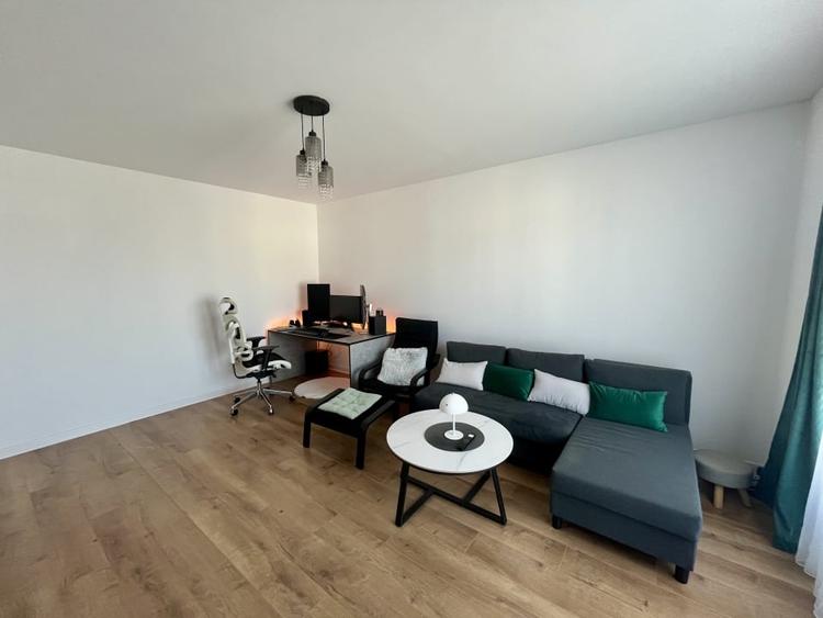 Pozitie Excelenta, Mobilat&Utilat, De Neratat - 4