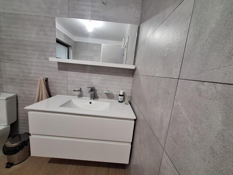 Cartierul Latin, Ghencea, Vila Noua P+1,  230 mp. 5 camere, curte 350mp, parcare - 6