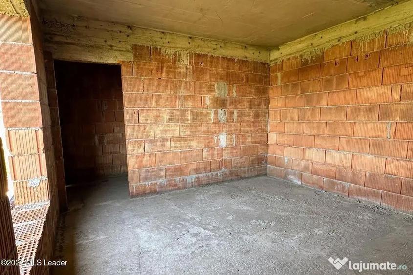 Domnesti - cladire 319 mp util, 2x garaj, ideal comercial - 12