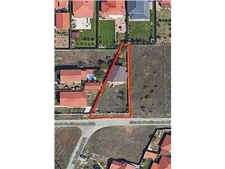 Casa la rosu de vanzare Oradea, zona Episcopia - 1