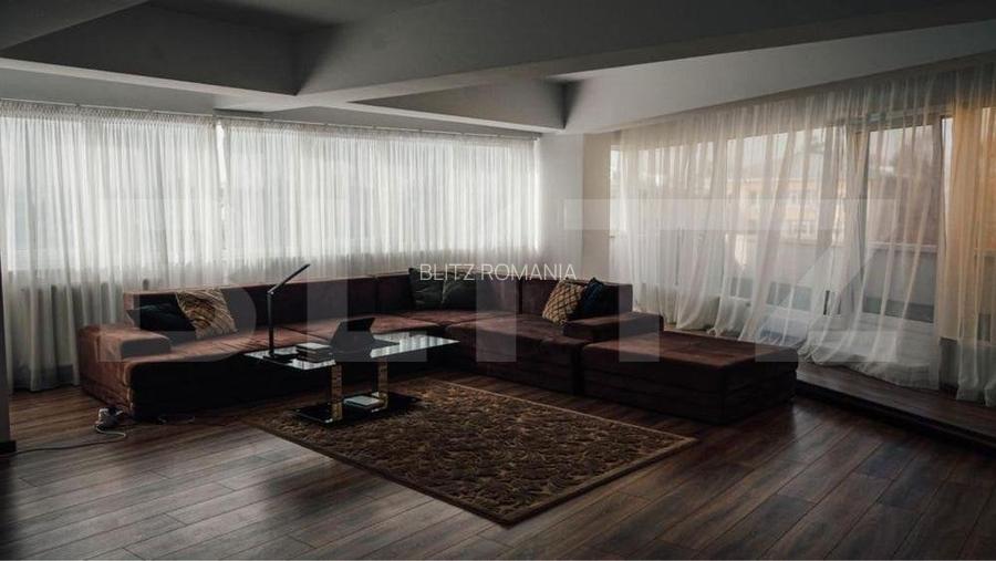 Apartament 5 camere, 200 mp, zona Policlinica