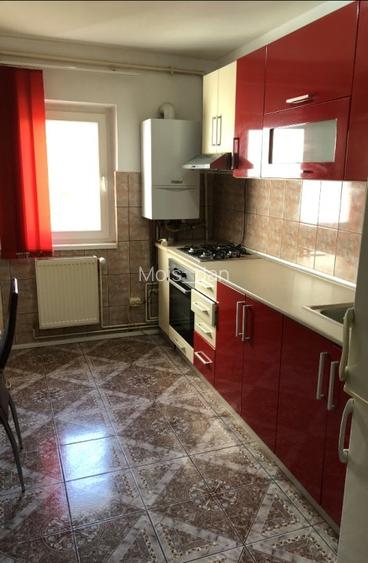 INCHIRIEZ APARTAMENT 3 CAMERE,ETAJ 2,TURNISOR