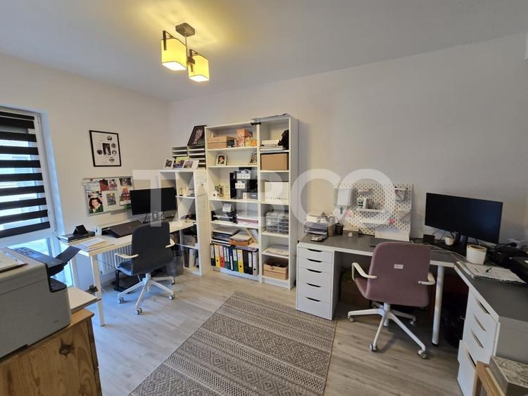 Casa de vanzare 5 camere 160mpu 3 bai 120mp teren liber zona Selimbar - 13