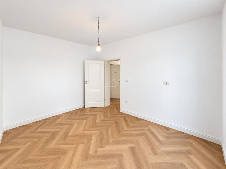 Apartament cu 2 camere decomandat în Girocului