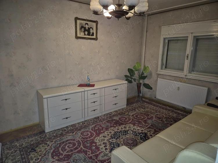 Vanzare Ap. 3 cam. , Zona Vlaicu - Poetului , Et.2 , LA PRET REDUS - 16