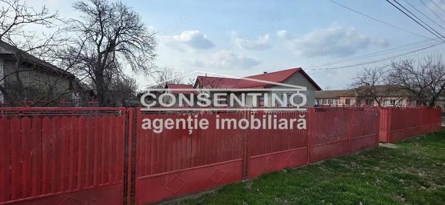 Se vinde casa , libera in com . Mobila Banului - 2