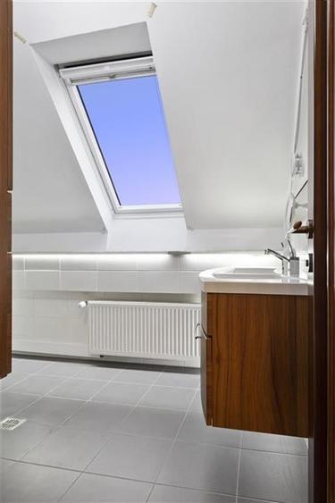 Vanzare D+P+1+M+Pod | Vatra Luminoasa- Maior Coravu | teren 261 mp | constr. 200 - 19