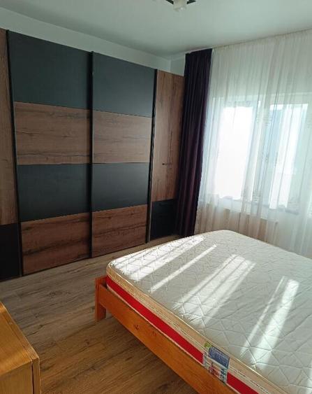 Apartament 4 camere etaj 1 , C.Moldovei - 10