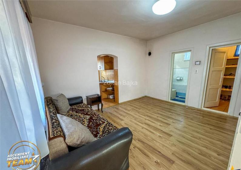 3DFILM! Casa cu 3 camere,1.800mp teren, facilitati apreciabi 3DFILM! Casa cu 3 camere,1.800mp teren, facilitati apreciabi