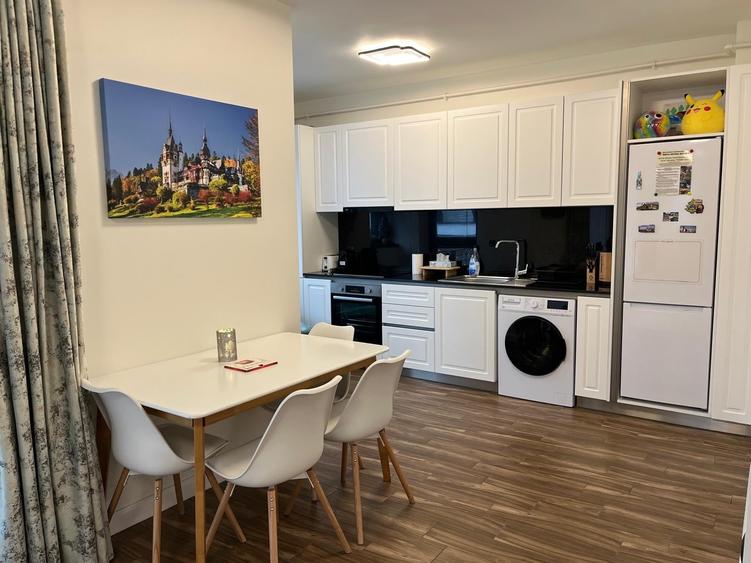 Ap 2c  complex exclusivist, fin  2025,  Furnica, 500m de Peleș, parcare și boxă - 1