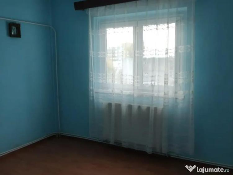 Apartament 4 camere confort 1 zona Garii , Liber - 6