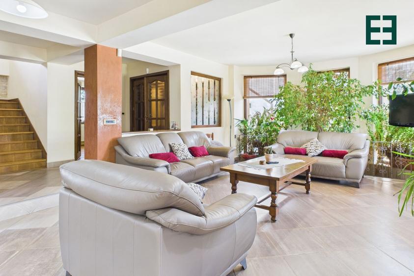 Vilă cu 6 camere - Zona Subcetate - Arad - 3