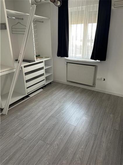 Decomandat linga Iulius Mall - 12