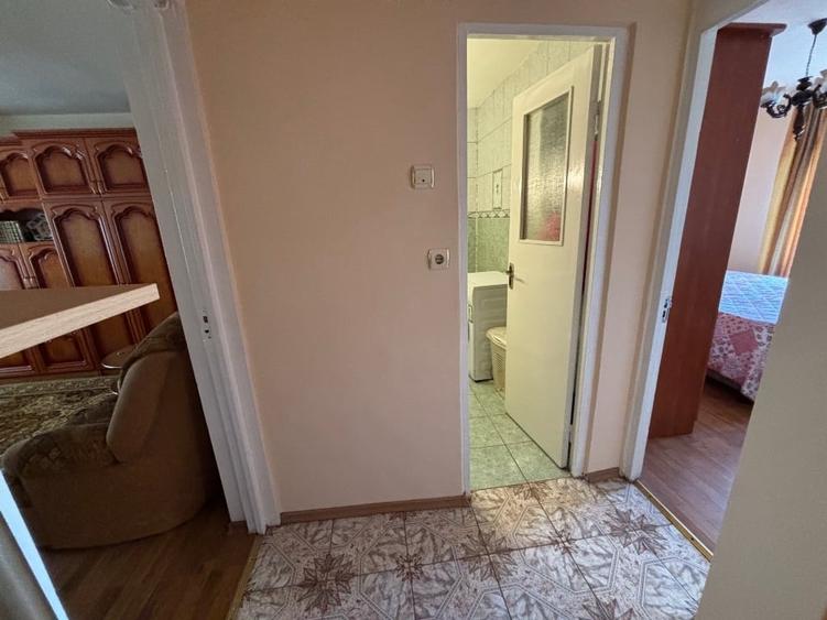 Apartament 2 camere- central Duiliu Zamfirescu bloc 11 - 8