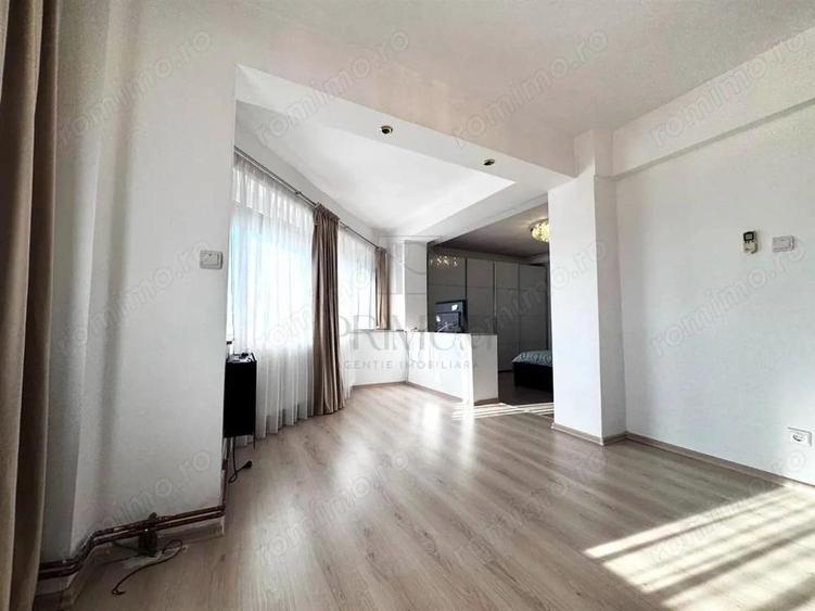 FABRIC - 5 CAM - DECOMANDAT - 2 NIVELE - PENTHOUSE - 2 BAI - ZONA ISTORICA - 11