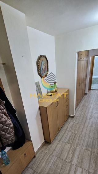 Apartament cu 3 camere decomandat, mobilat în Gorjului