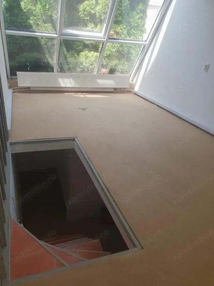 Ofer la inchiriere SAD zona centrala Balcescu-Rusu Sireanu, P+1+M, 200 mp utili, 10 camere + 4 bai - 4