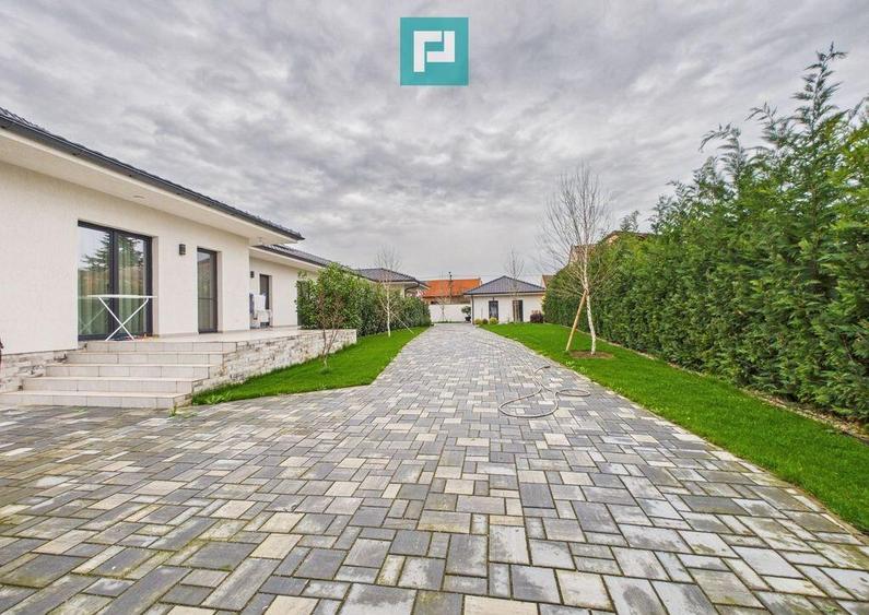 Re?edin?a Premium, 5 camere, teren 2400 mp - 6