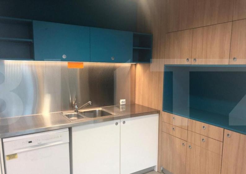 Office top class, 600 m2 - 12