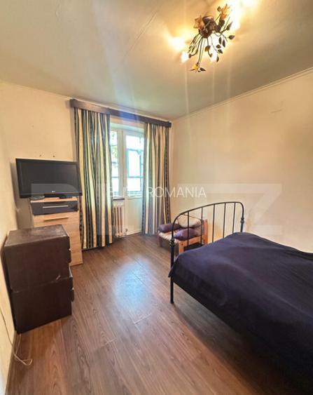 Apartament 3 camere semidecomandat - Deva, CENTRAL Apartament 3 camere semidecomandat - Deva, CENTRAL