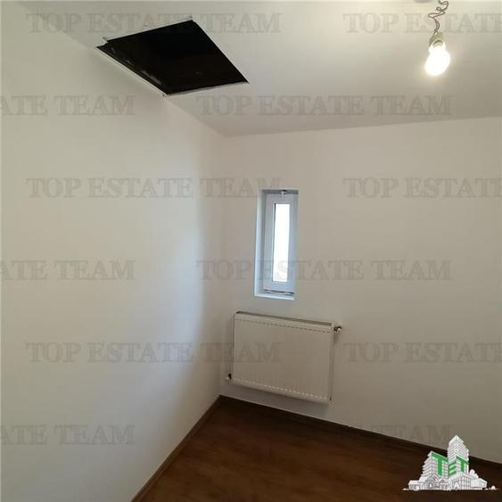 Casa individuala de vanzare  / potrivita si pentru business in zona parcului din - 8