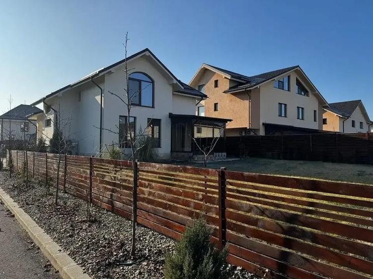 Casă cu etaj și grădină, în ansamblul Paladin Residence - Corbeanca - 7
