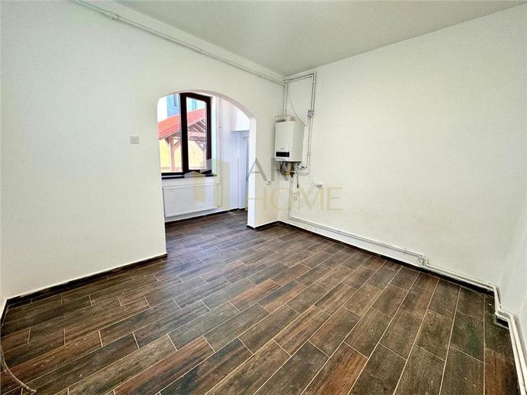 Vanzare casa 3 camere, in Ploiesti, zona centrala/ Bd. Castanilor, Statuia Radu - 11