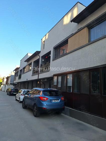Casa tip in?iruita, 4 camere, curte 20 mp, balcon, pod ?i parcare Sector 4