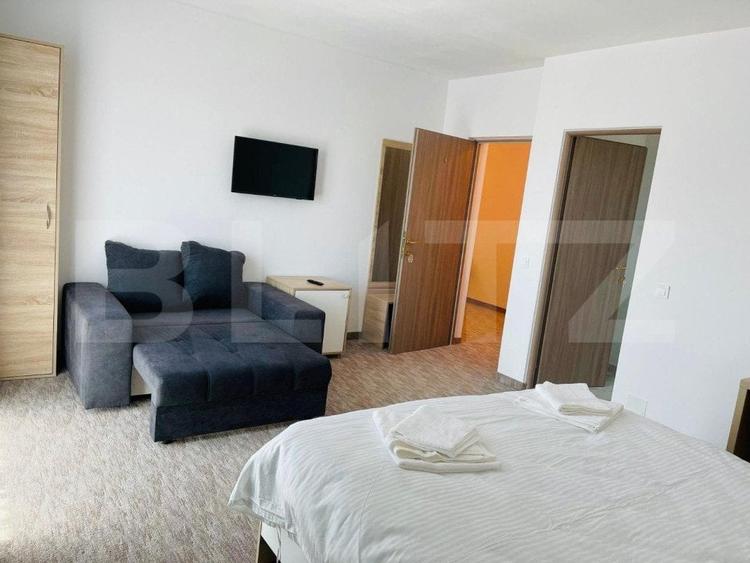 Casă individuală cu 19 camere cu Teren 800 Mp în Decebal