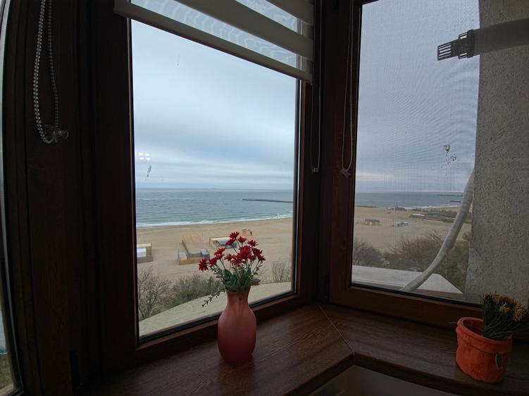 Faleza Nord 3 camere vedere la mare loc de parcare termen lung - 25