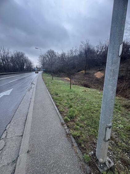 Schimb teren in Campina cu autoturism - 3