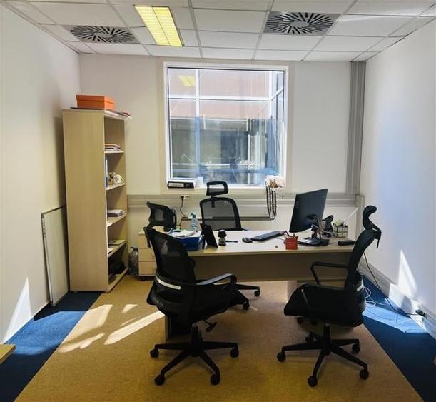 Inchiriere Spatii Comerciale de la 37 mp - 32