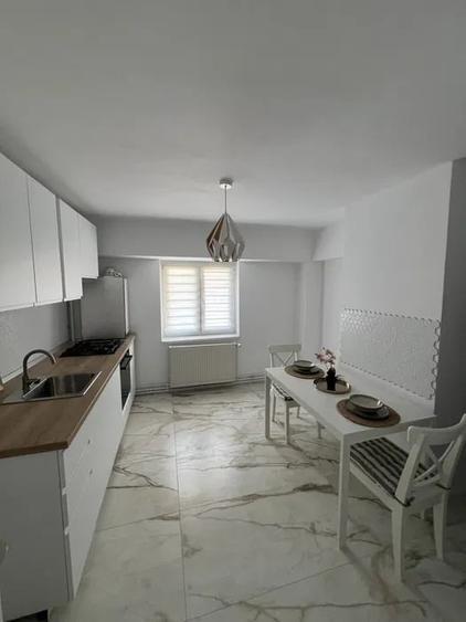 Apartament de 2 camere, 60 mp, centrala, balcon zona Otopeni - 3