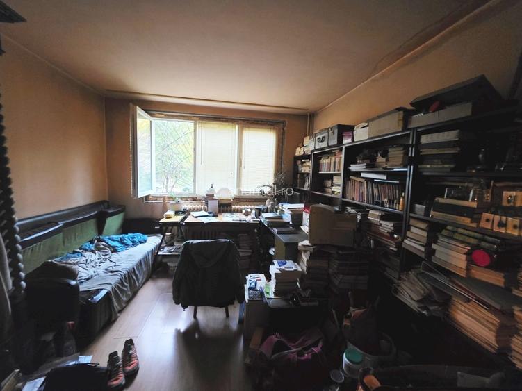 Titan, 10 minute metrou si parc IOR, chiar pe strada Postavarul, stradal Titan, 10 minute metrou si parc IOR, chiar pe strada Postavarul, stradal