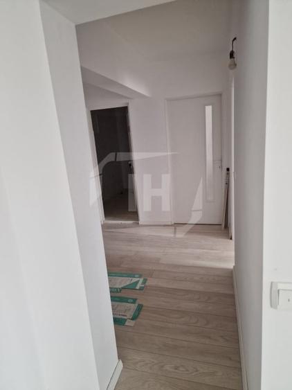 Apartament cu 3 camere, garaj - 5