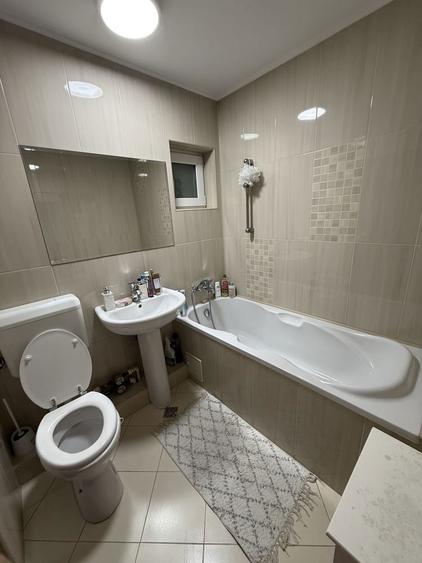 Inchiriez apartament 3 camere zona Sebastian - 3