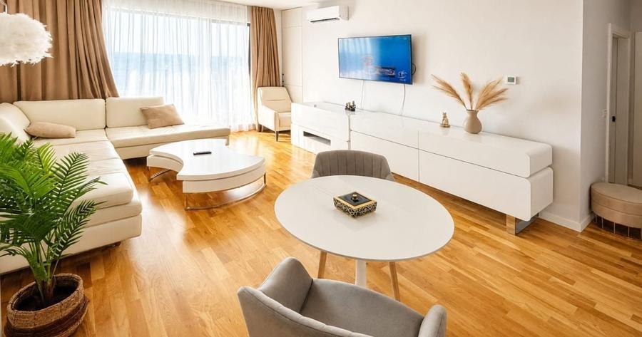 Apartament cu 2 camere decomandat, mobilat în Băneasa