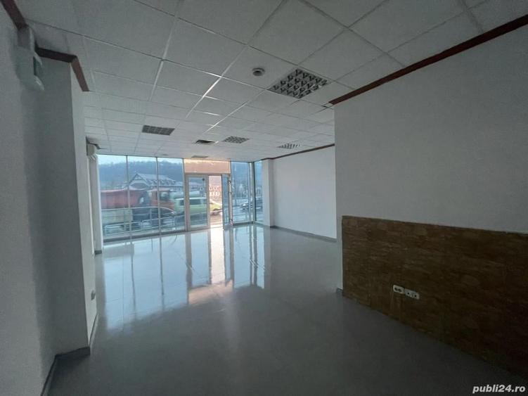 Spa?iu comercial de inchiriat central - 9