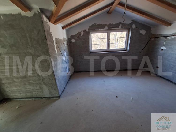 Vila spatioasa Valea Ursului - Bascov, la gri - 9