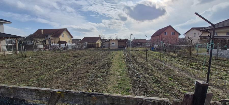Persoana fizica vand teren intravilan 794 m2 - 1