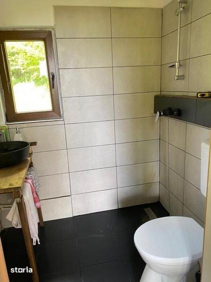 Casă cu 2 camere cu Teren 70 Mp în Provița de Jos