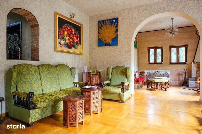 Casă cu 4 camere cu Teren 1000 Mp în Central