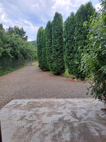 VILA IN REGIM DE INALTIME PARTER SI ETAJ ULTRAFINISATA PE 19 ARI TEREN - 36